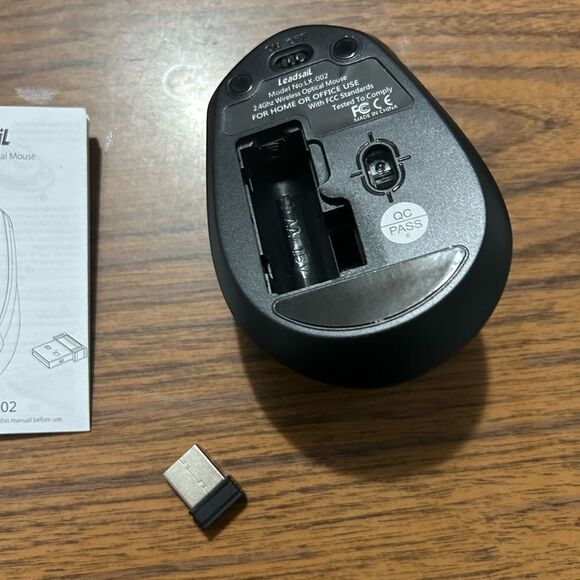 WIRELESS MOUSE  - Picture 7 of 10